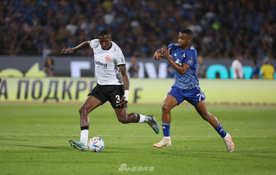 关键是让球 关键是让球