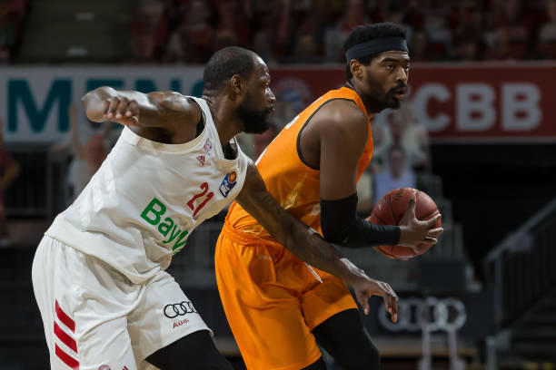 同时直面球 同时直面球