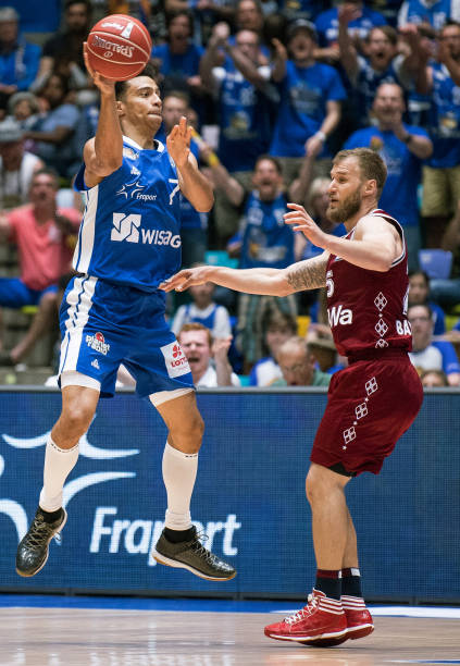 节奏和侵略 节奏和侵略