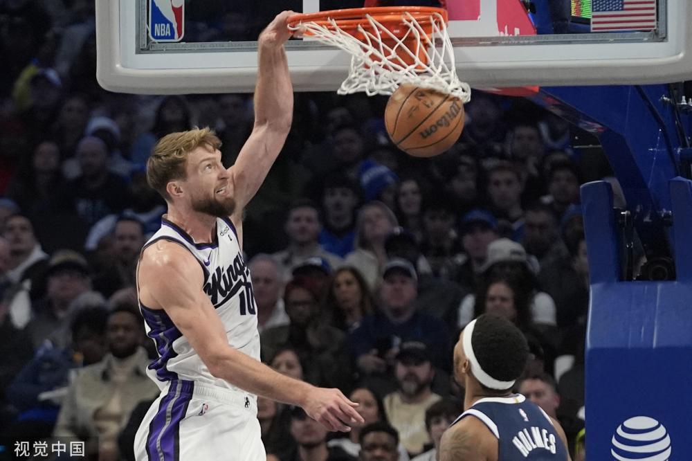 足球世界里 足球世界里